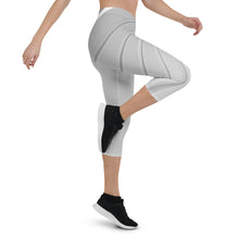 Load image into Gallery viewer, Capri Leggings