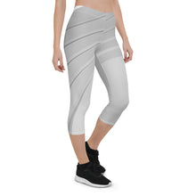 Load image into Gallery viewer, Capri Leggings