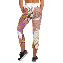 Load image into Gallery viewer, Yoga Capri Leggings